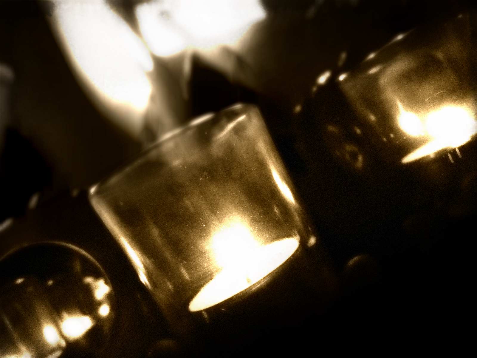 LA PIÈCE AUX MILLES REFLETS