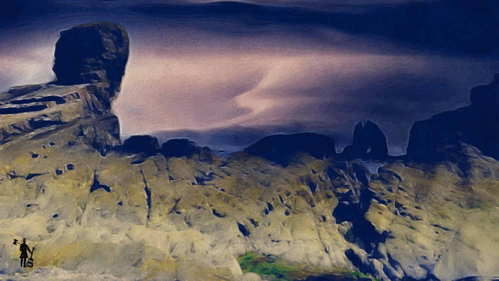 Atmosphère orageuse nocturne. L'image représente de gros promontoires rocheux de bord de mer. L'un d'eux, au fond, fait penser à un édifice.