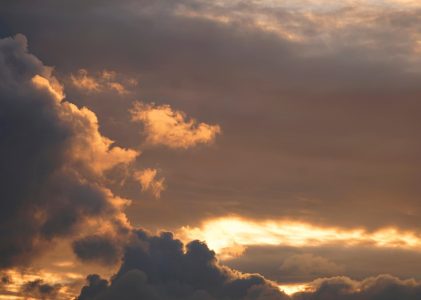 LA PIÈCE OÙ J’AI ASPIRÉ LES NUAGES