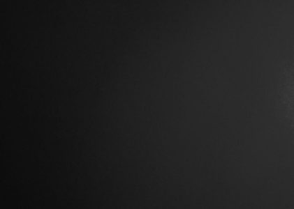 LE SAC OÙ IL FAIT TOUT NOIR