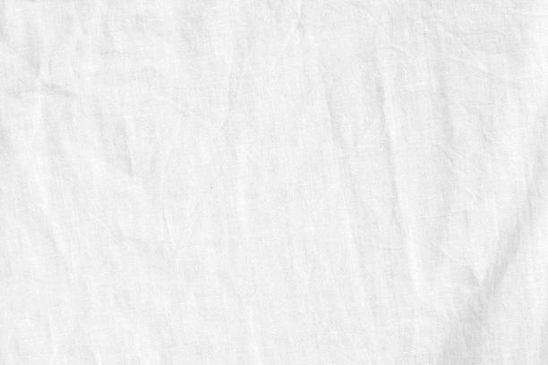 vue de près d'un tissu blanc légèrement froissé